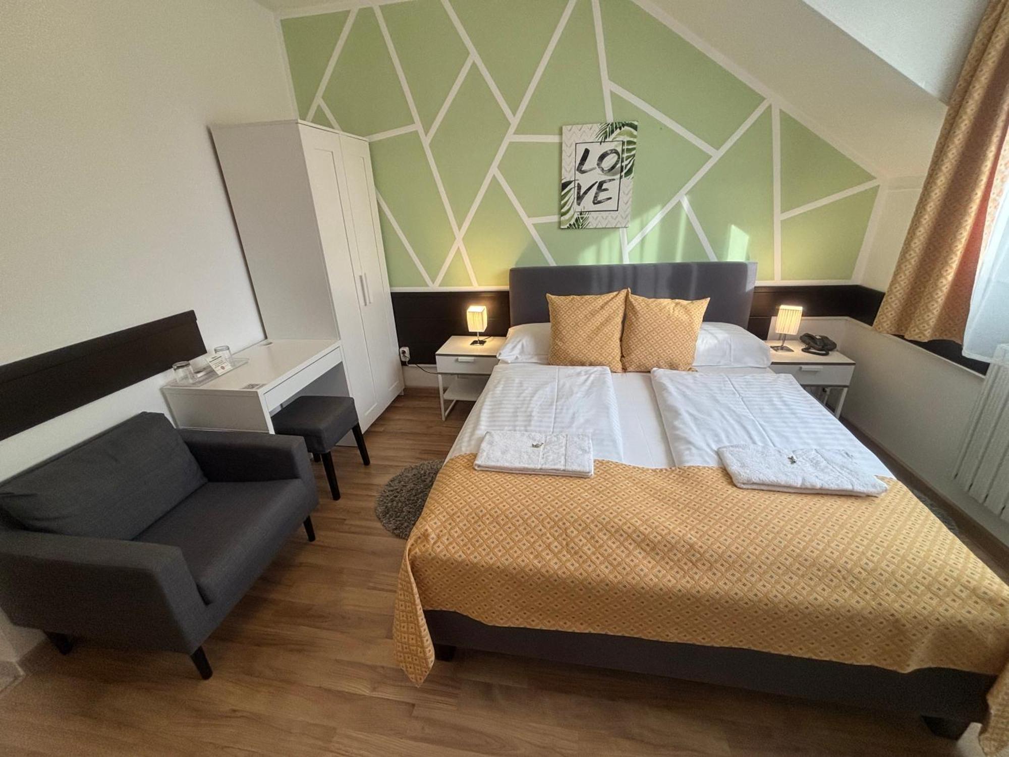 Hotel Gloria Budapest City Center Экстерьер фото